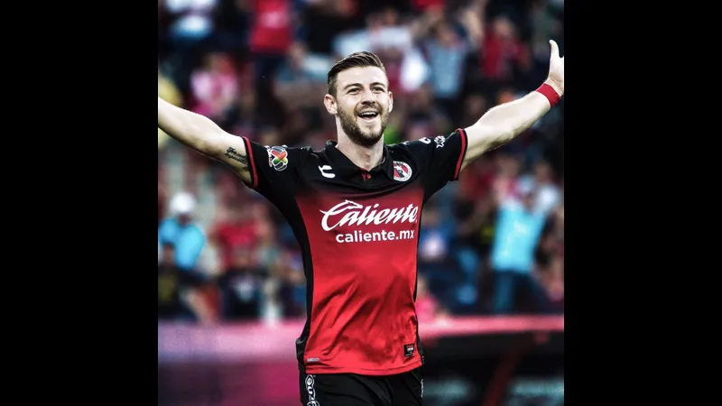 Cầu thủ Tigres UANL tạo ra cơ hội ghi bàn trước Club Tijuana Cầu thủ Tigres UANL tạo ra cơ hội ghi bàn trước Club Tijuana