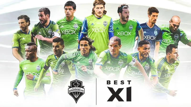Cầu thủ Seattle Sounders và Portland Timbers tranh chấp bóng trên sân - Dự đoán phạt Cầu thủ Seattle Sounders và Portland Timbers tranh chấp bóng trên sân - Dự đoán phạt